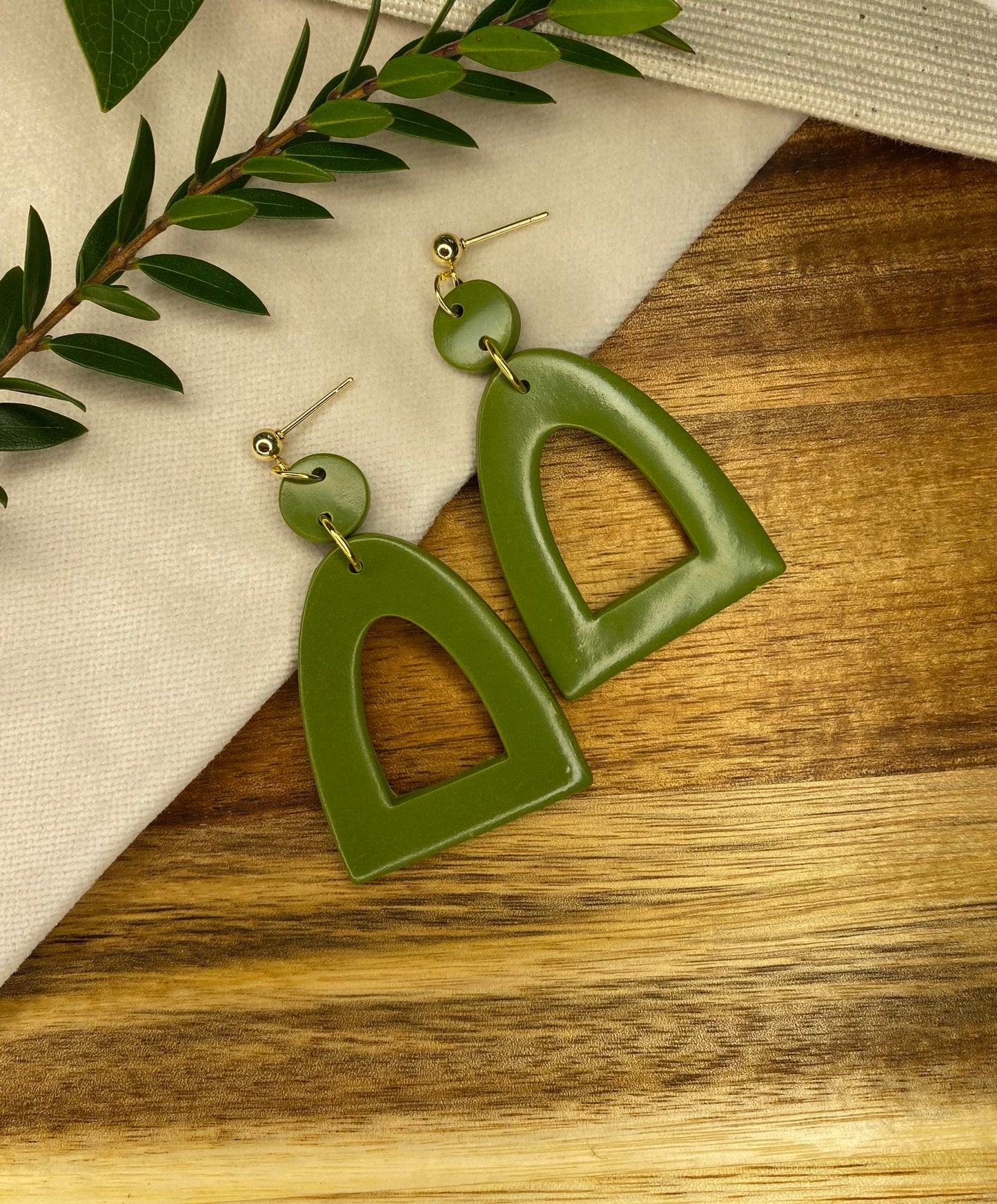 Statement dangles - green arches