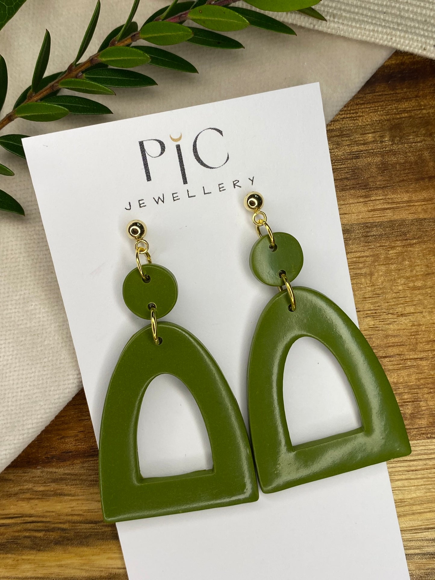 Statement dangles - green arches