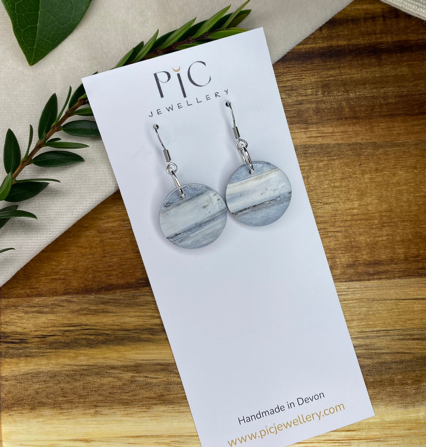 Medium dangles - medium stone circles