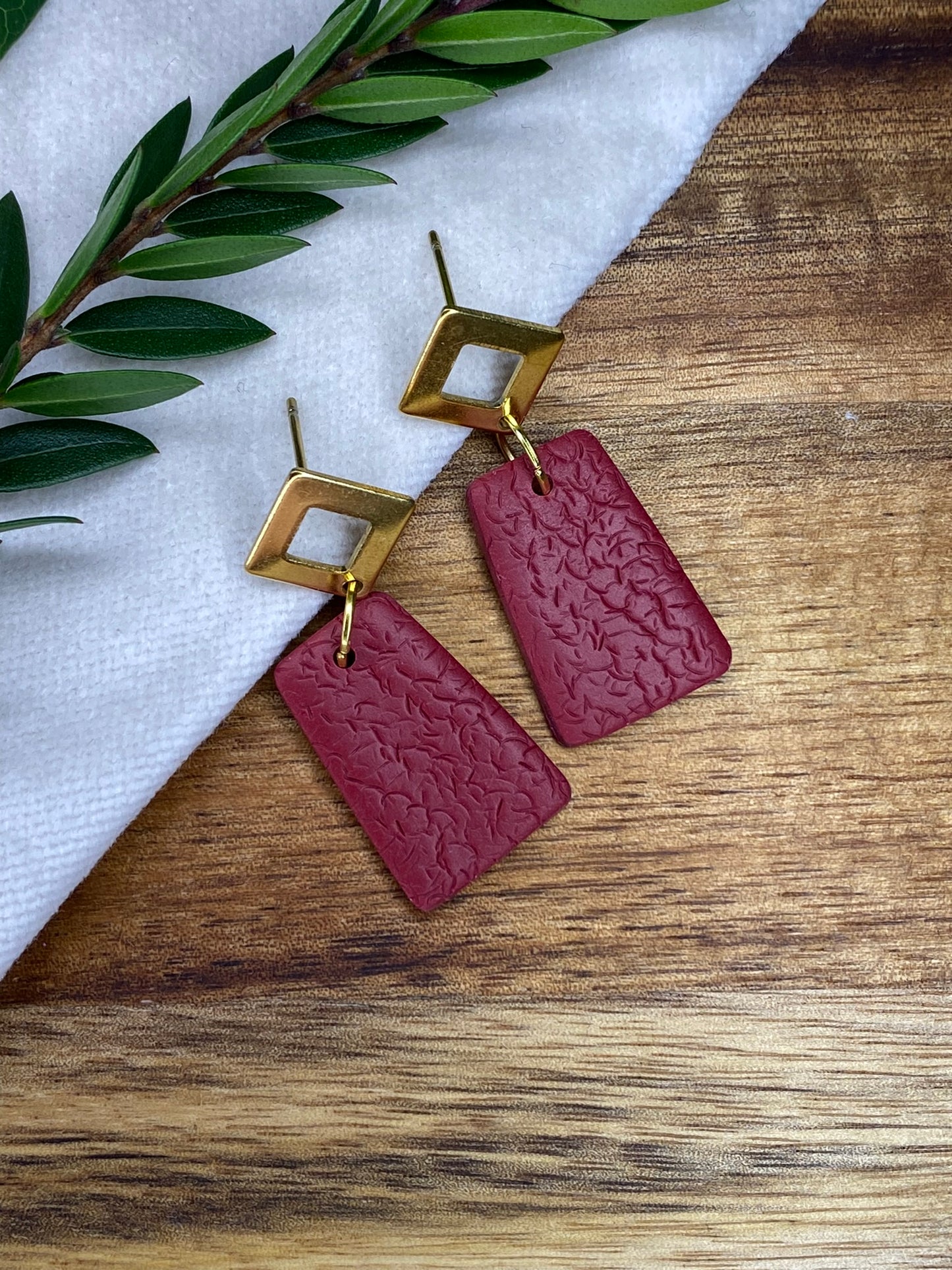 Medium dangles - textured burgundy trapezium