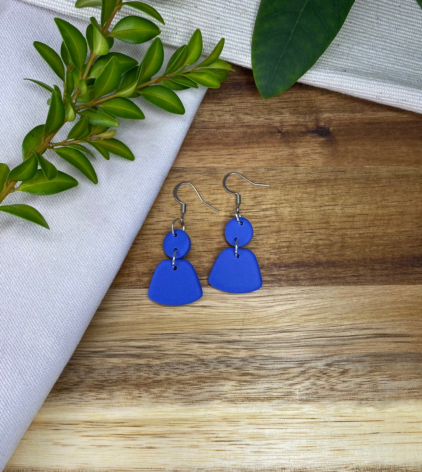 Medium dangles - cornflower blue circle and rounded trapezium