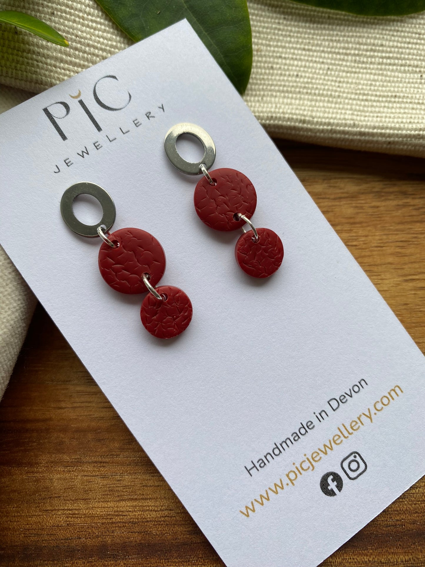Medium dangles - textured burgundy circles