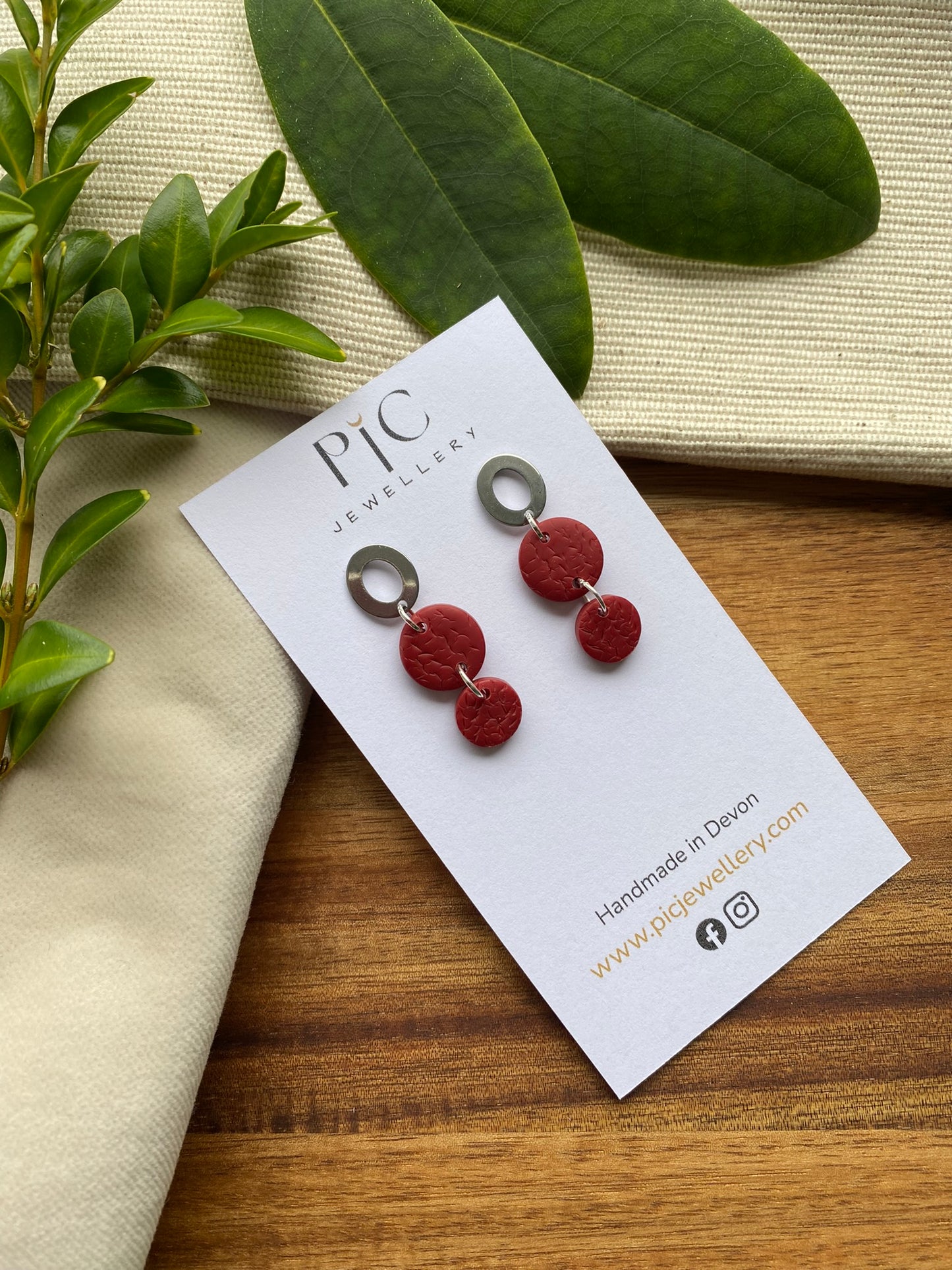 Medium dangles - textured burgundy circles