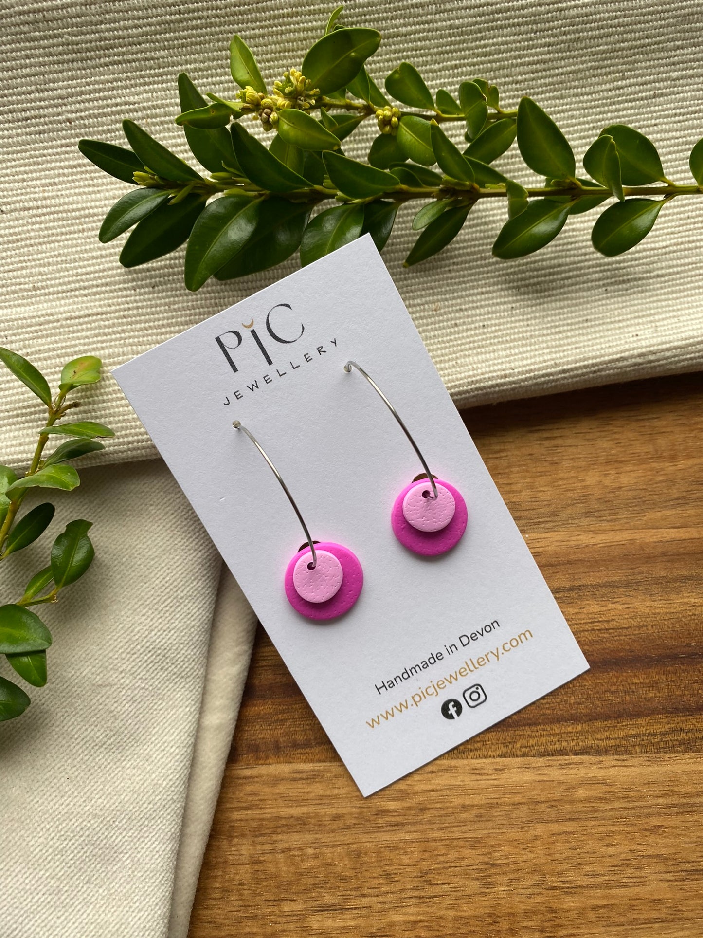 Hoops - double dots - pink tones on gold hoops