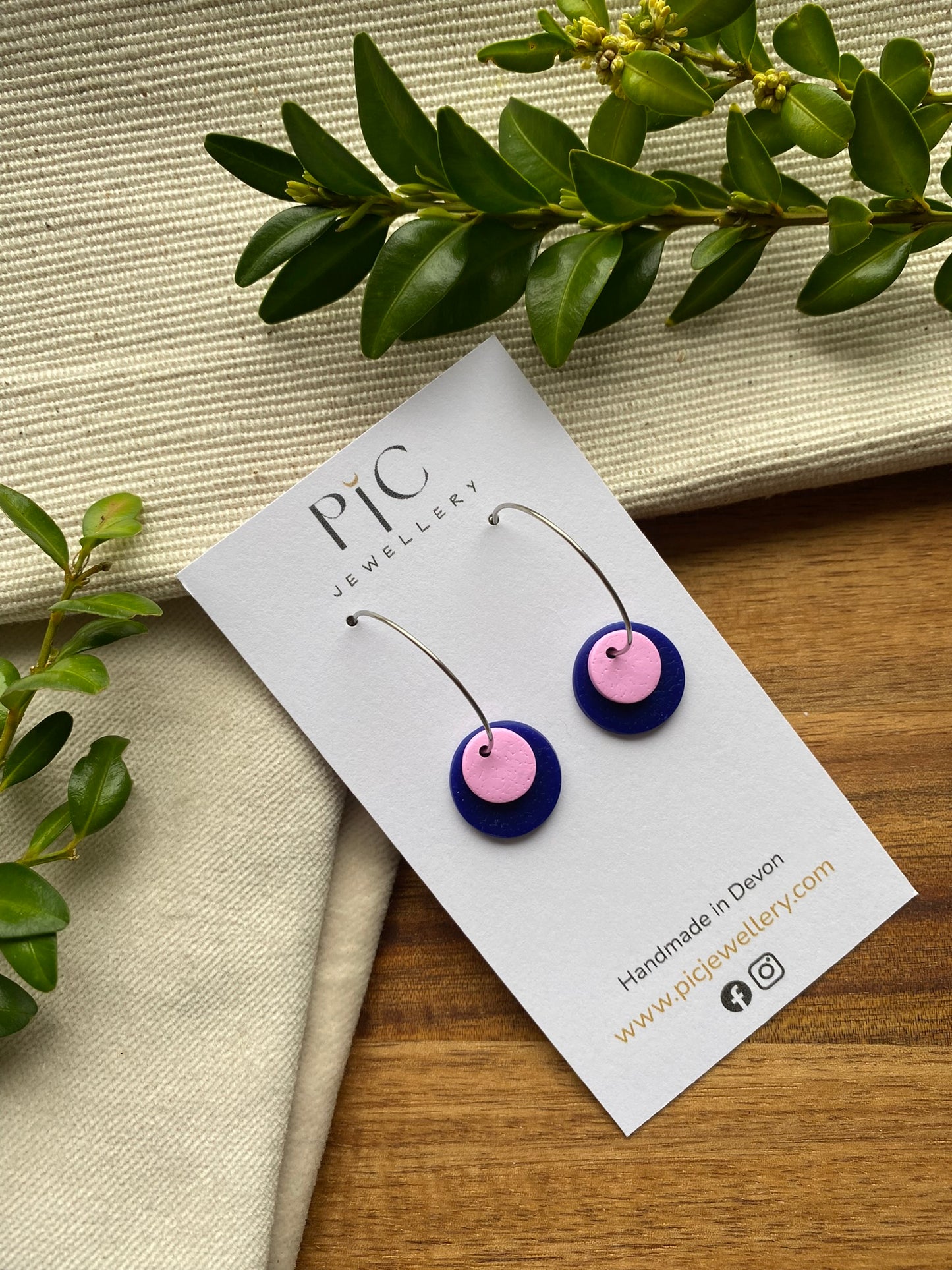 Hoops - double dots - light pink and navy blue on silver hoops