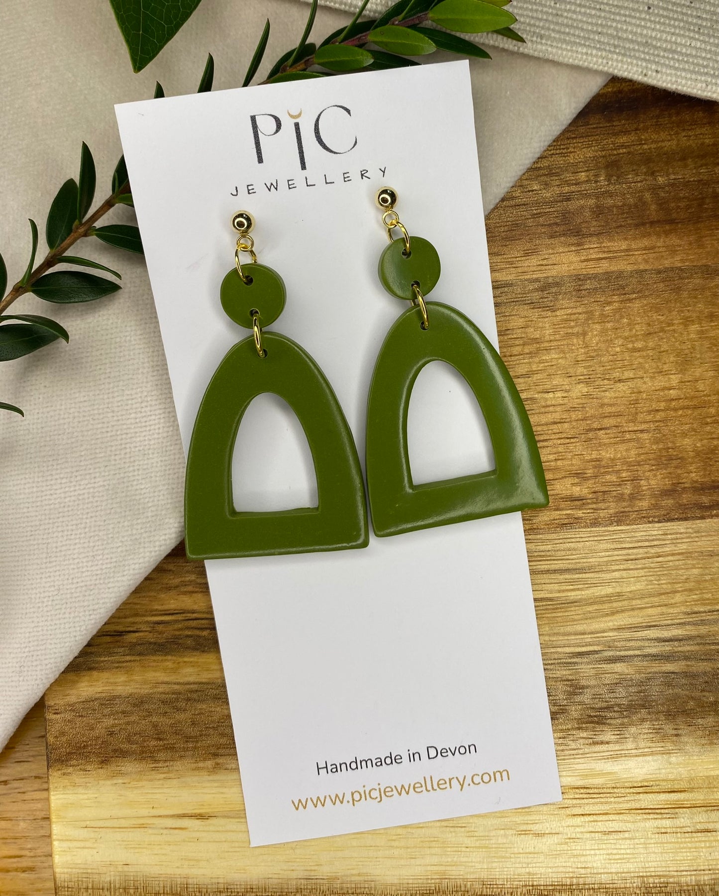 Statement dangles - green arches