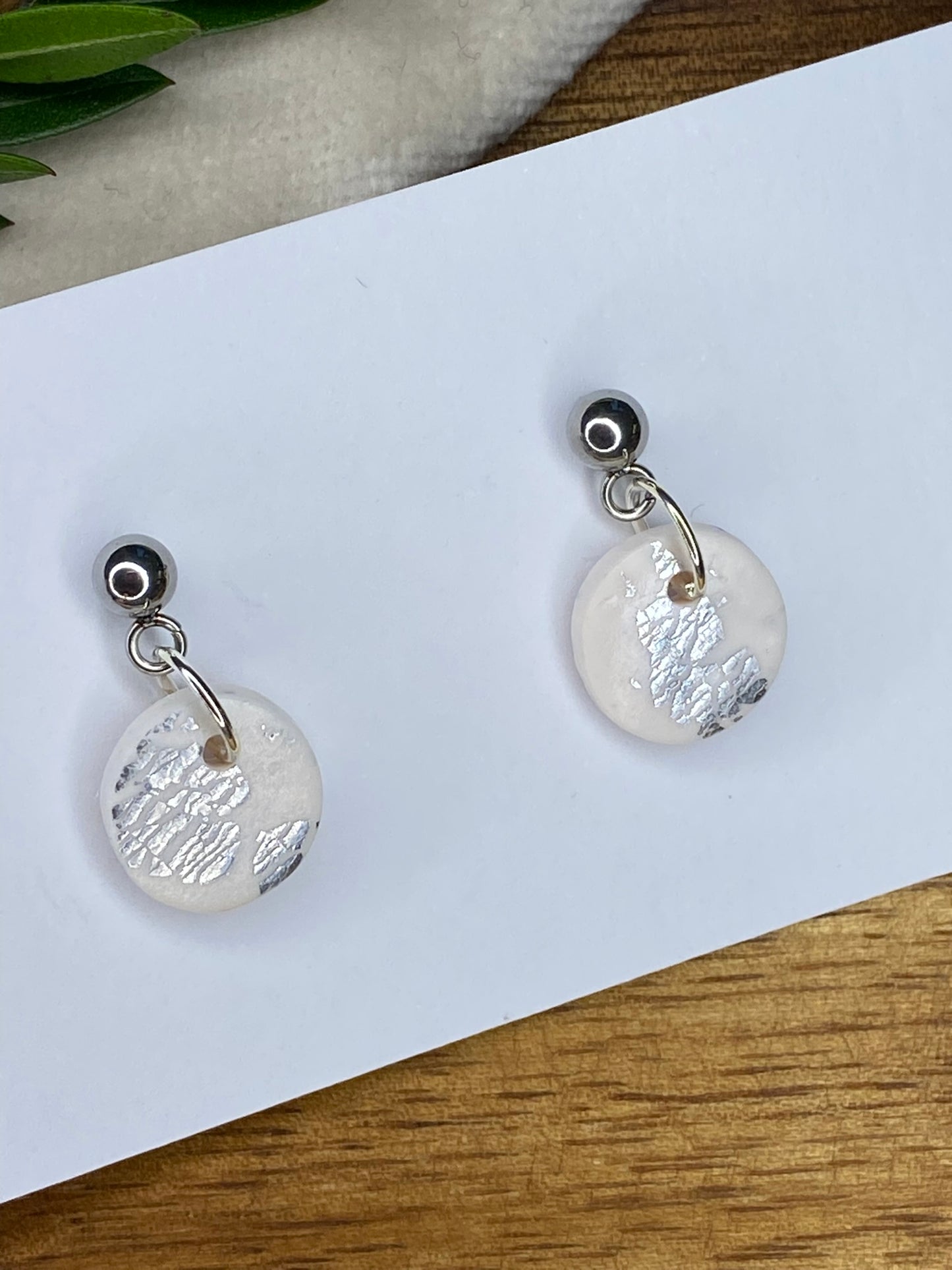 Dinky dangles - white and silver leaf circles