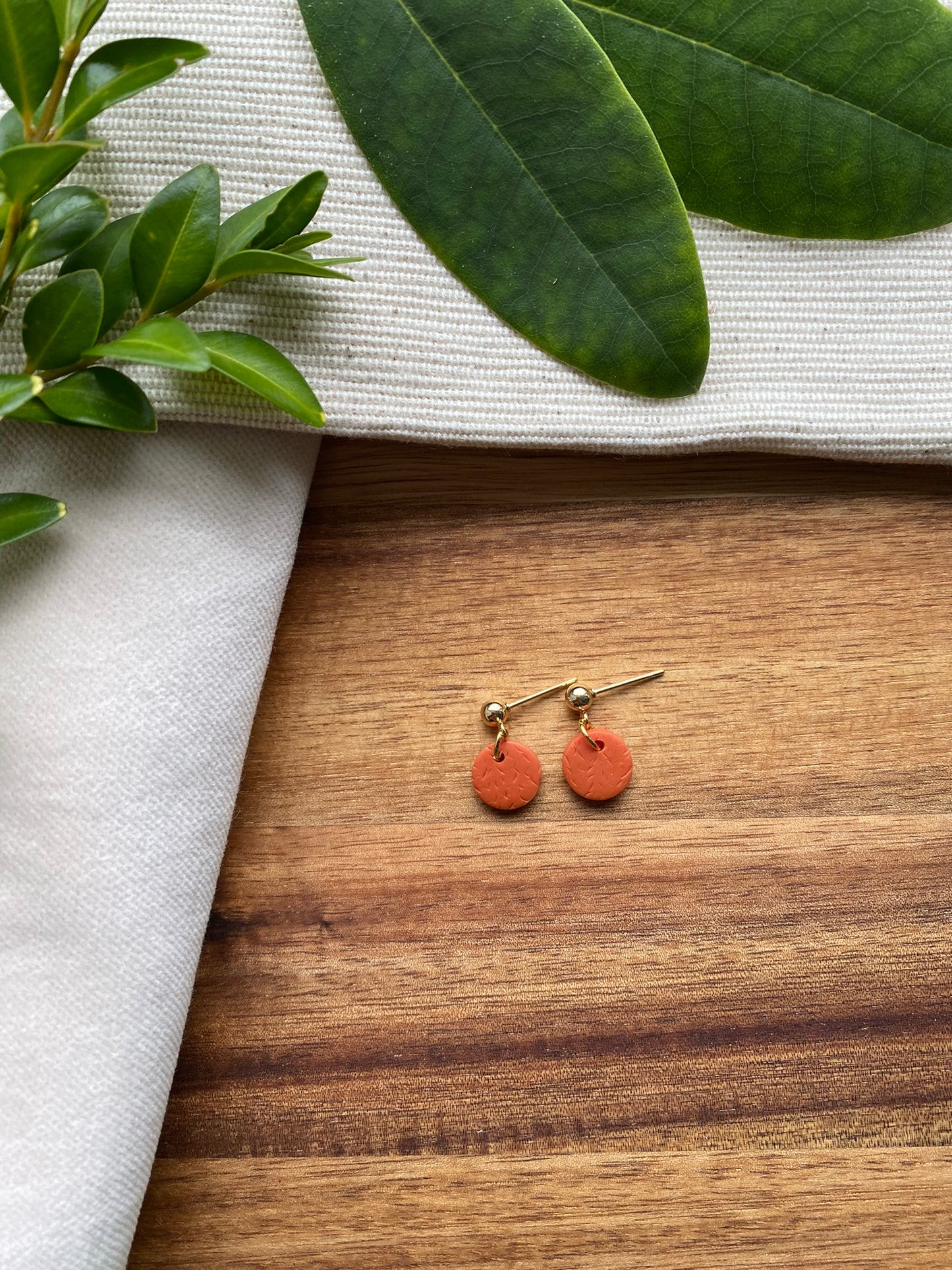 Dinky dangles - textured orange