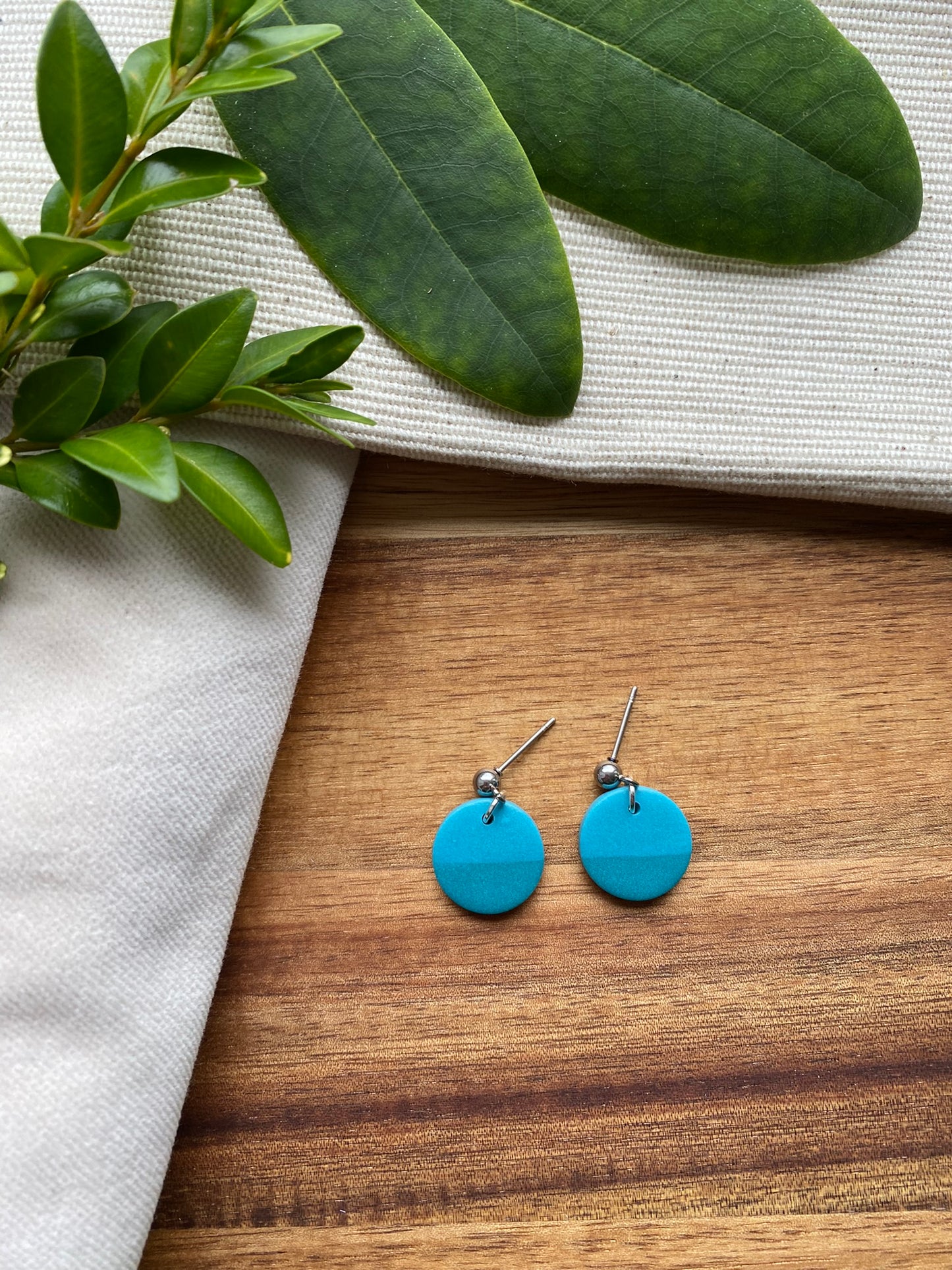 Dinky dangles - teal sea and sky circles