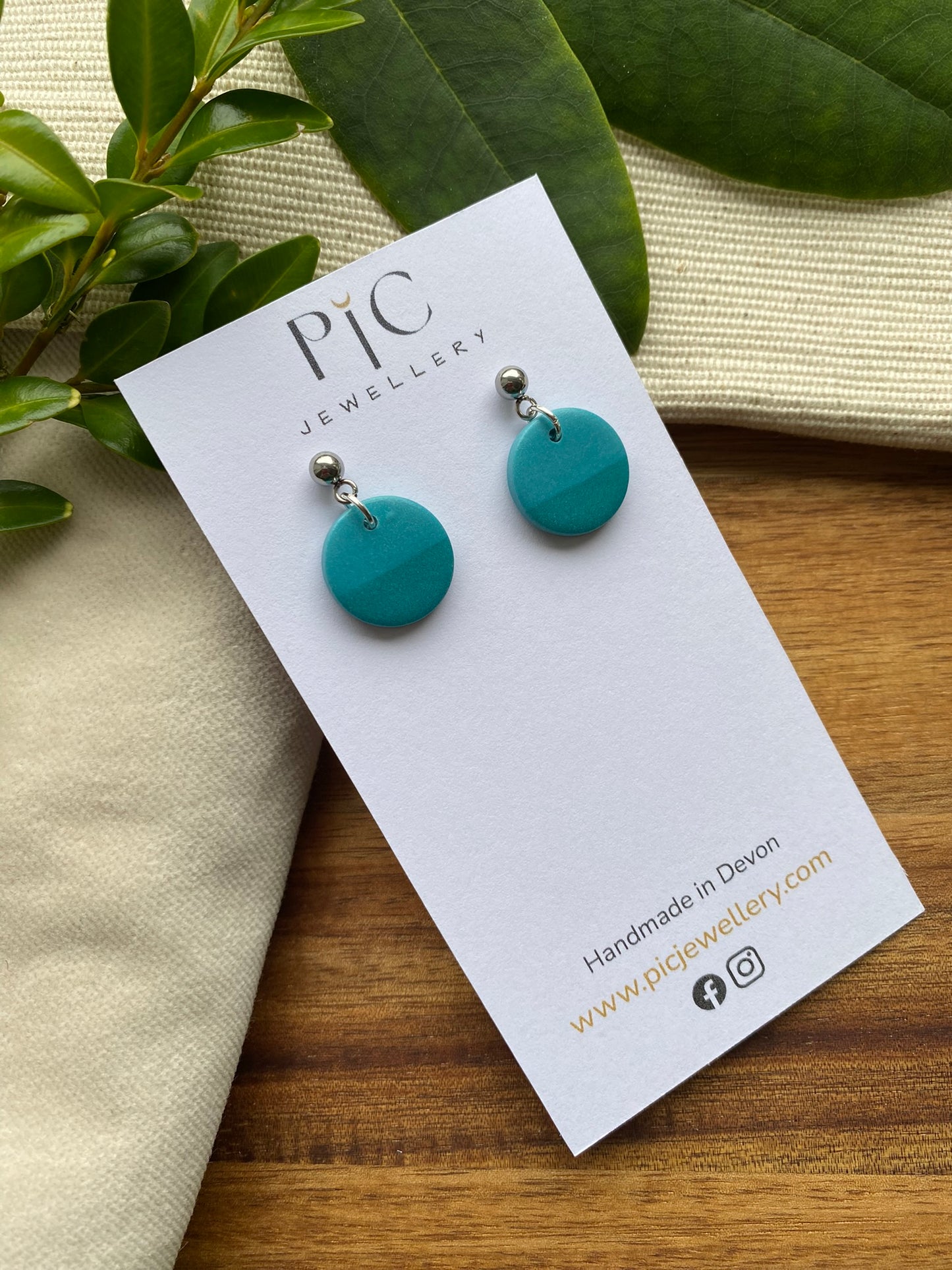 Dinky dangles - teal sea and sky circles