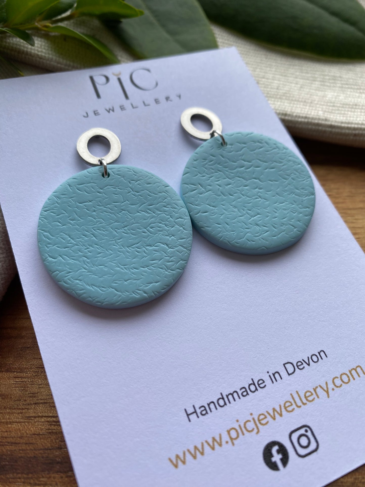 Medium dangles - textured pale blue large circles