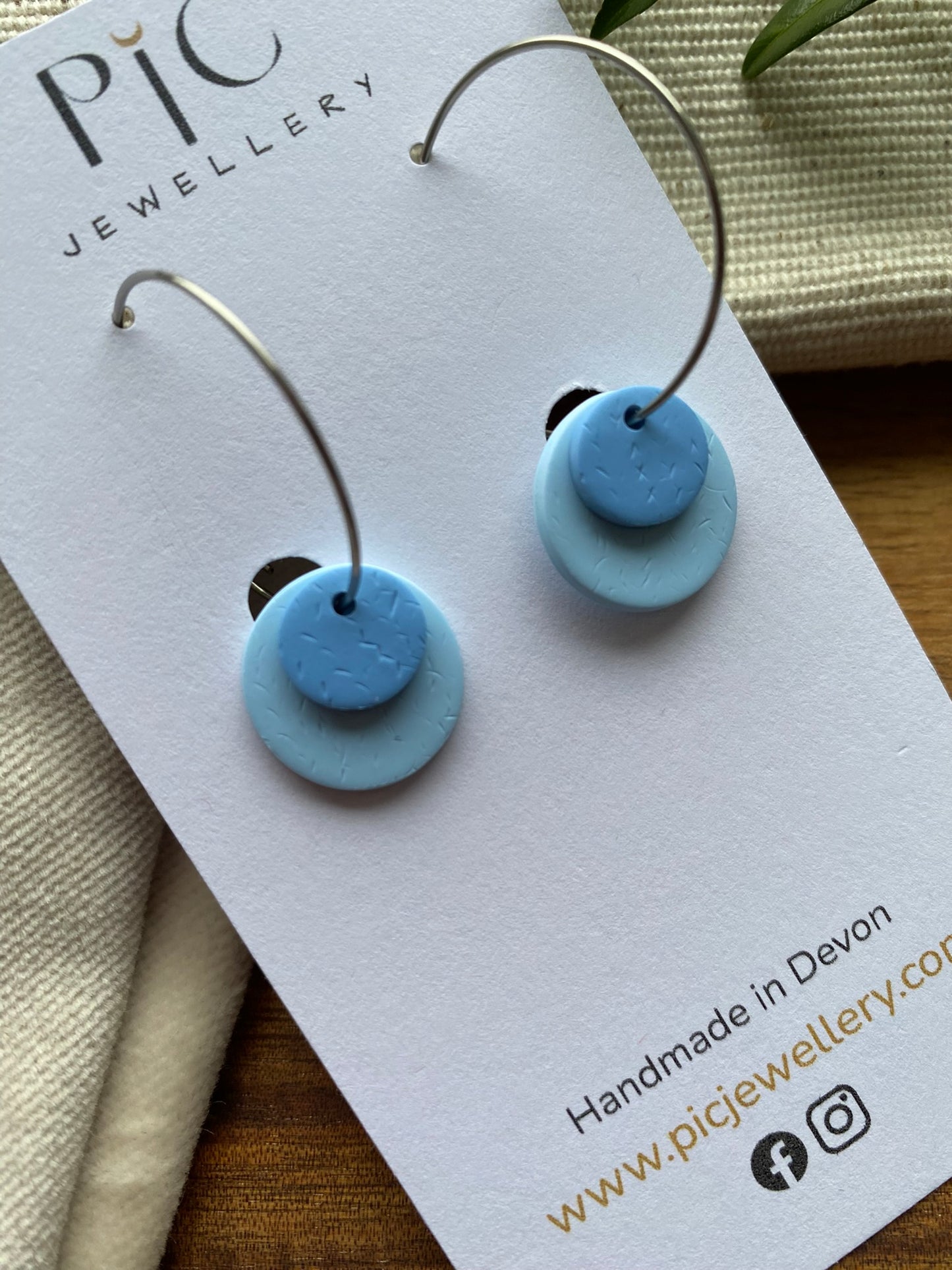 Hoops - double dots - blue tones on silver hoops