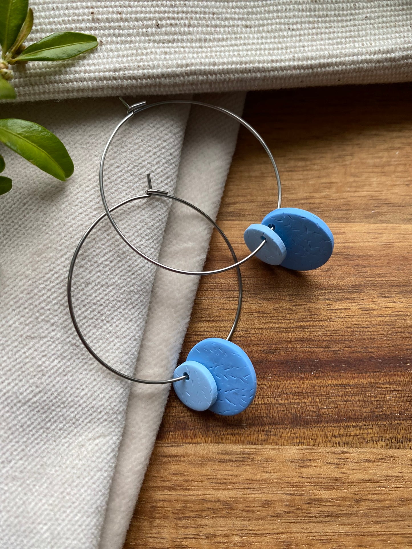 Hoops - double dots - blue tones on silver hoops