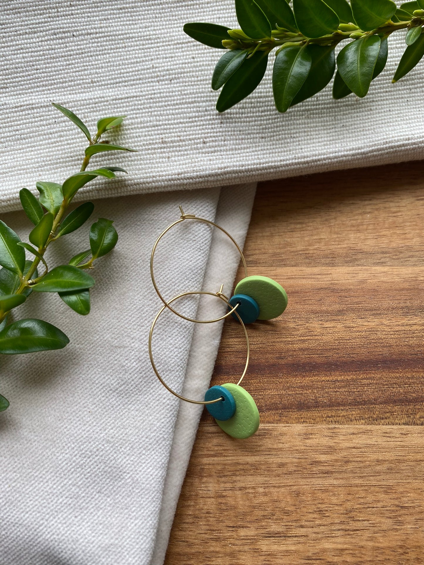 Hoops - double dots - green tones on gold hoops