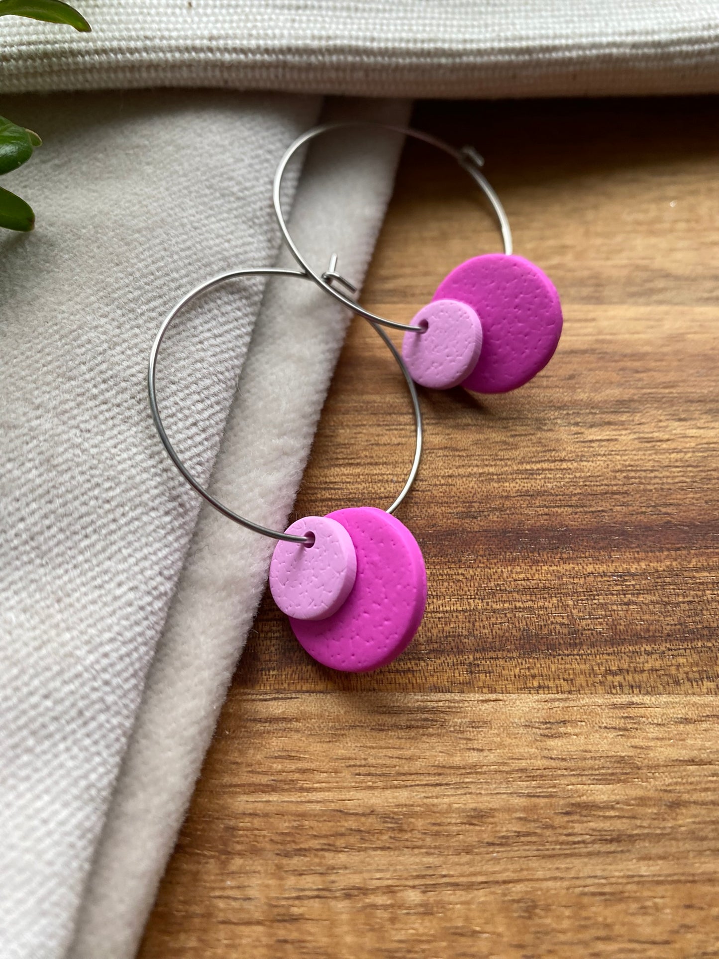 Hoops - double dots - pink tones on silver hoops